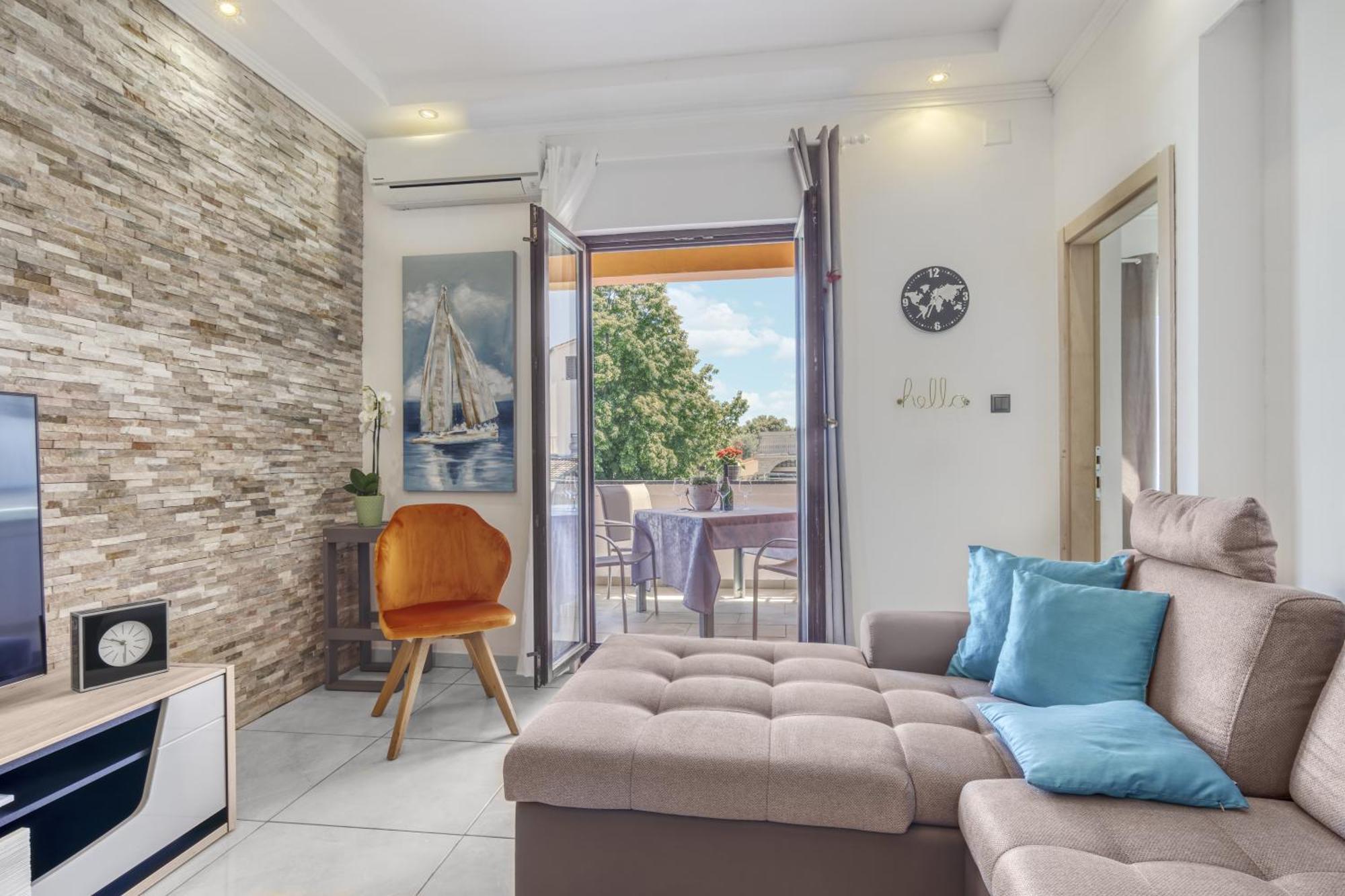 Charming House On The Beach And Deluxe Apartment Πούλα Δωμάτιο φωτογραφία