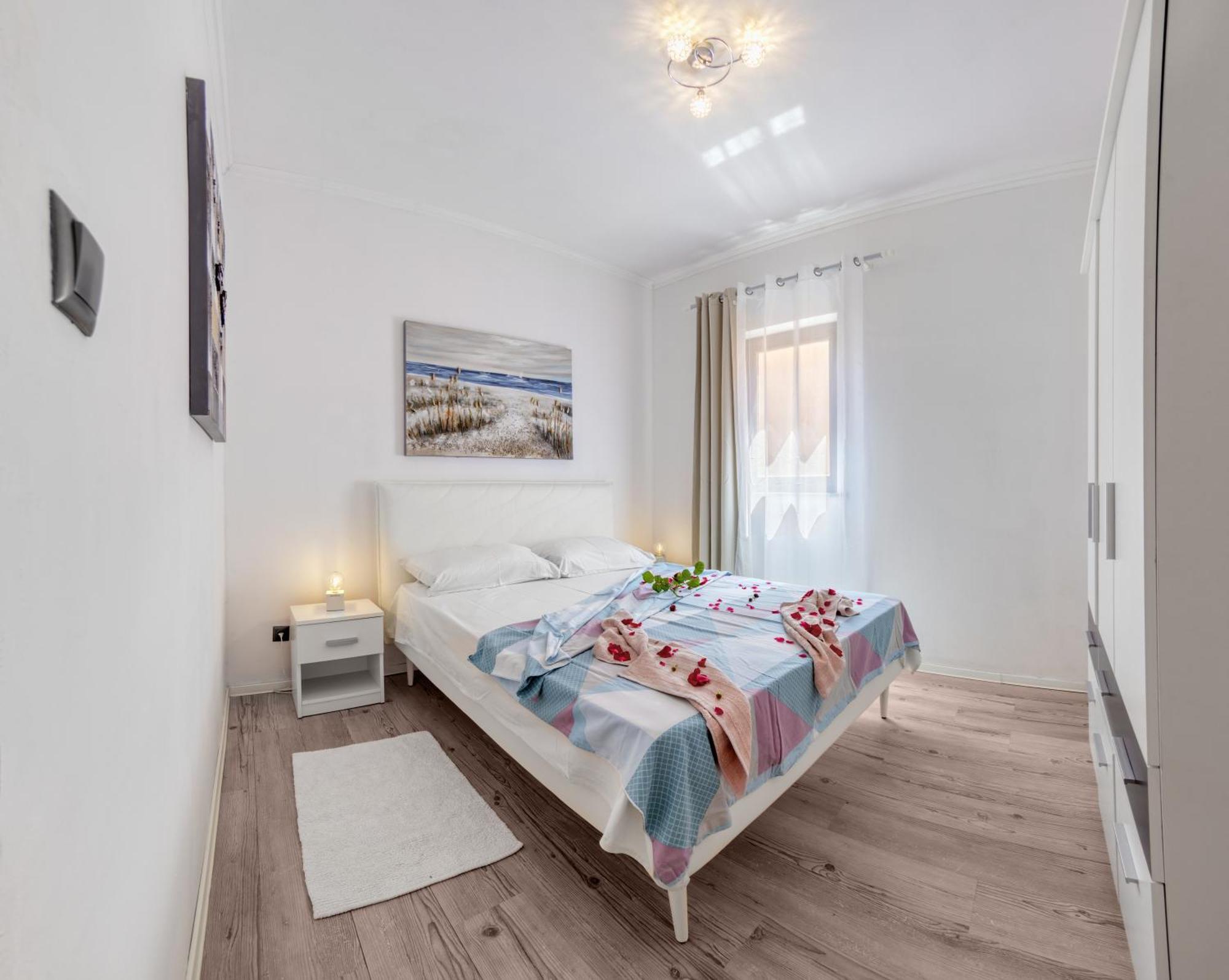 Charming House On The Beach And Deluxe Apartment Πούλα Δωμάτιο φωτογραφία