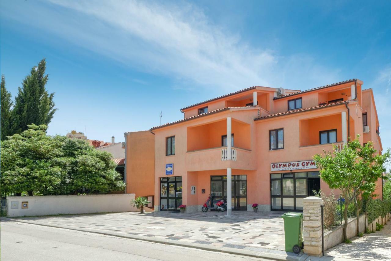 Charming House On The Beach And Deluxe Apartment Πούλα Εξωτερικό φωτογραφία