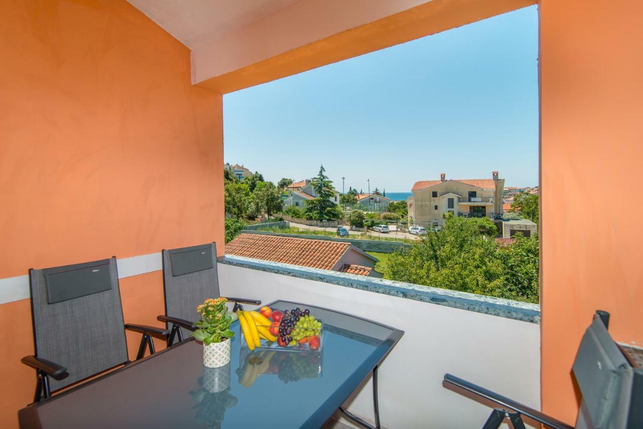 Charming House On The Beach And Deluxe Apartment Πούλα Εξωτερικό φωτογραφία